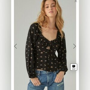 NWT Lucky Brand floral print top.